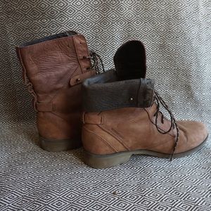 Teva Delavina Boots